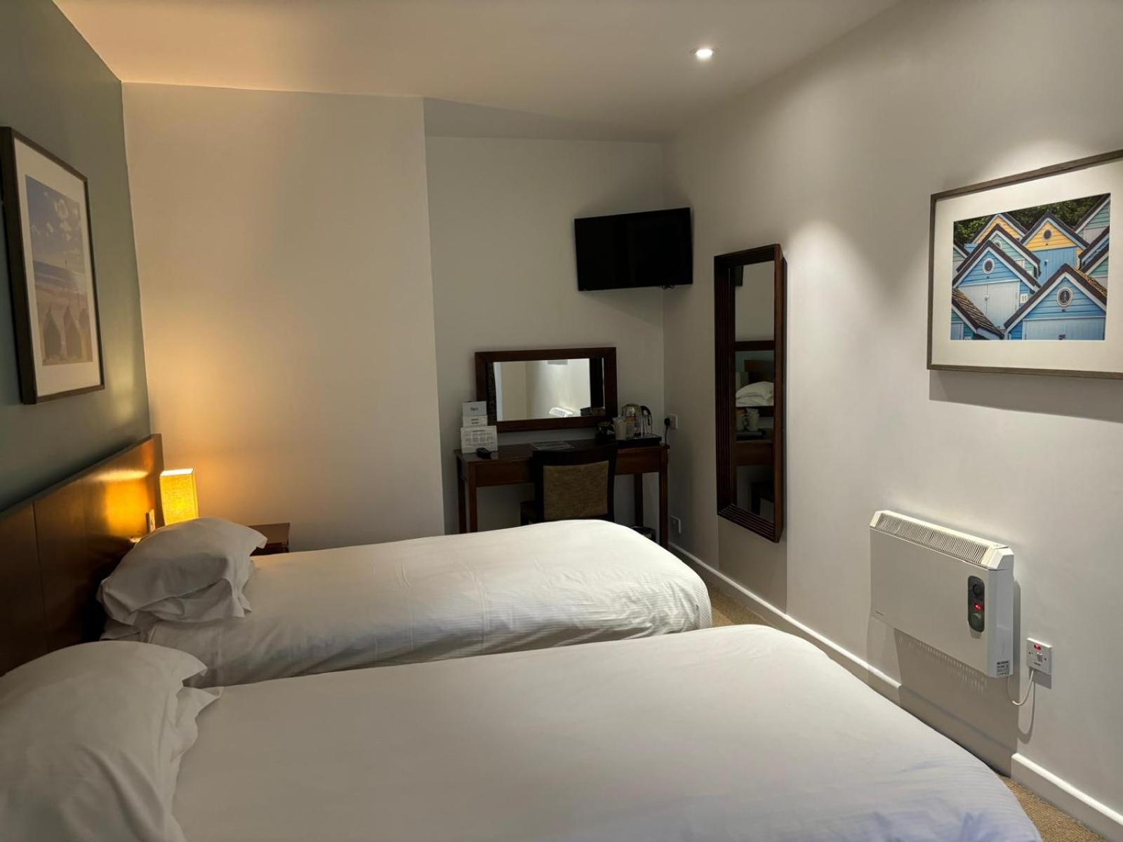 The Lodge At Meyrick Park ボーンマス エクステリア 写真